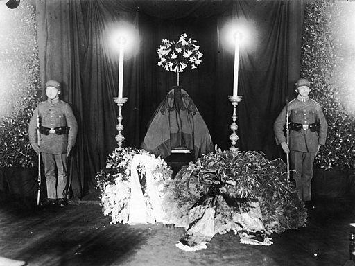 Ebert Aufbahrung 1925